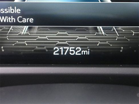 Certified 2025 GMC Acadia Elevation image 39