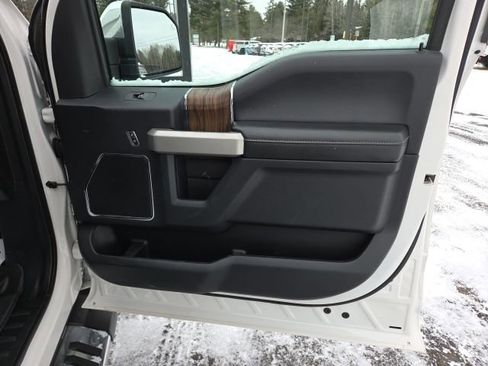 Used 2019 Ford F150 Lariat w/ Equipment Group 502A Luxury image 54