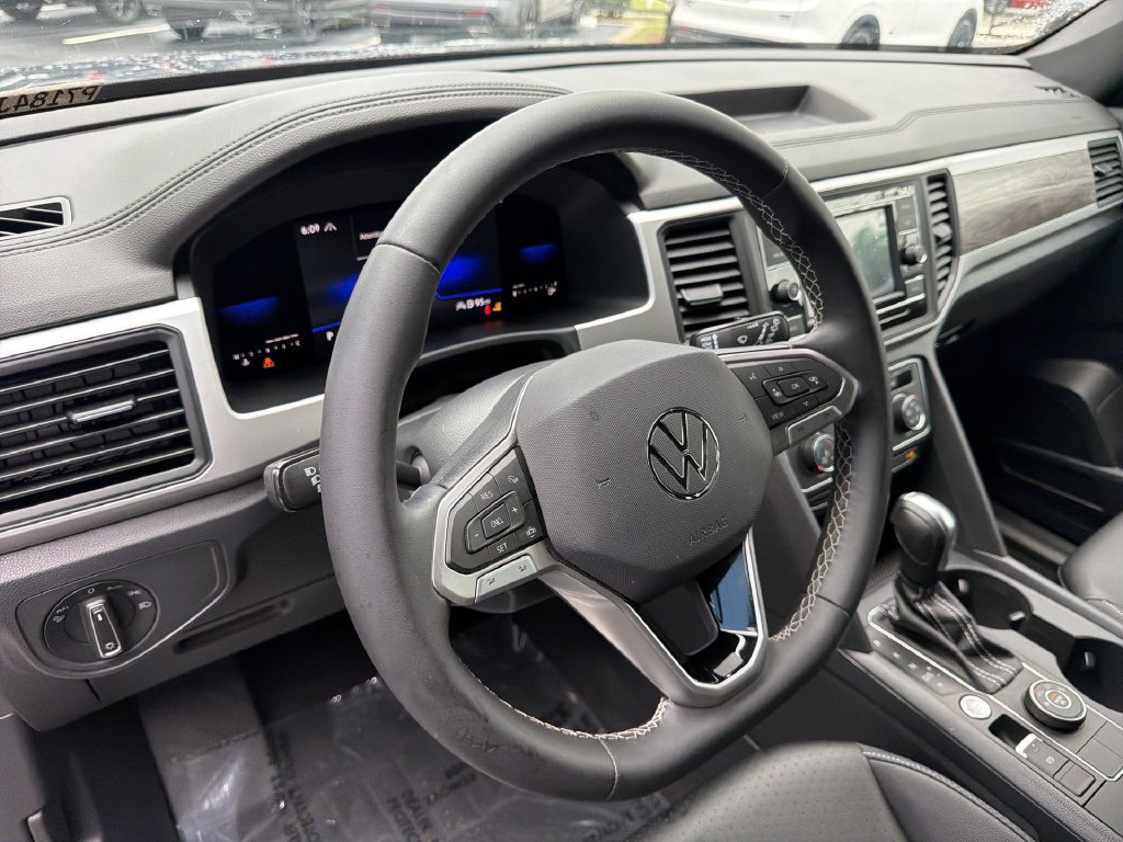 Used 2023 Volkswagen Atlas Cross Sport SE AWD/4WD image 37