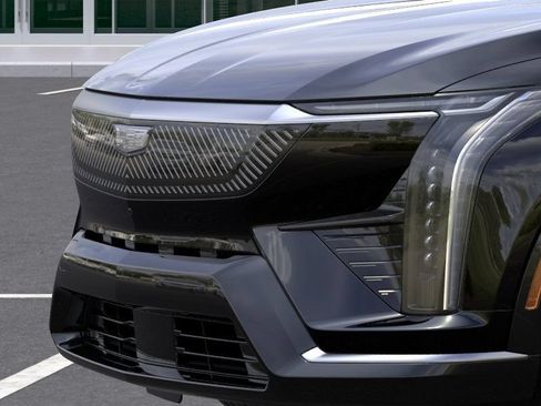 New 2027 Cadillac Optiq Luxury w/ LPO, Floor Liner Package AWD/4WD image 20