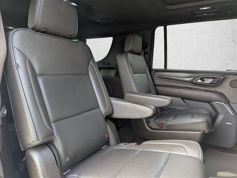 Used 2021 GMC Yukon XL Denali w/ Denali Ultimate Package image 25
