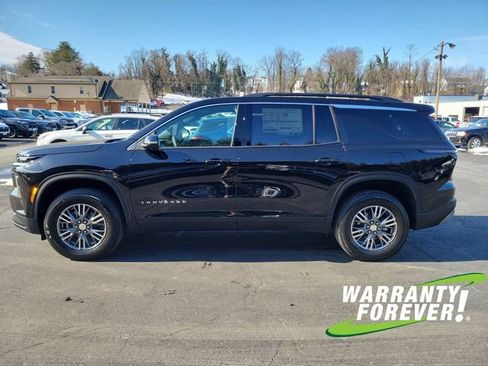 New 2026 Chevrolet Traverse LT w/ Driver Confidence Package FWD image 4