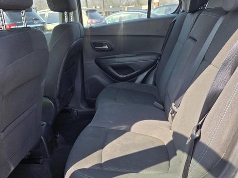 Used 2015 Chevrolet Trax LS image 15
