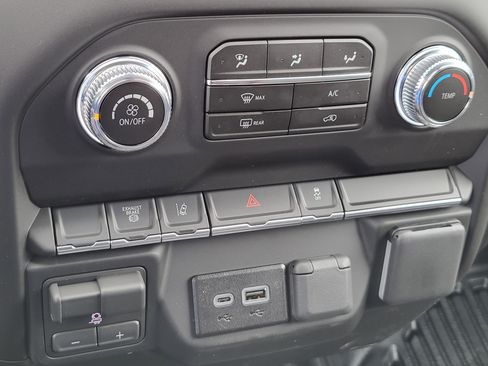 New 2026 GMC Sierra 3500 Pro AWD/4WD image 16