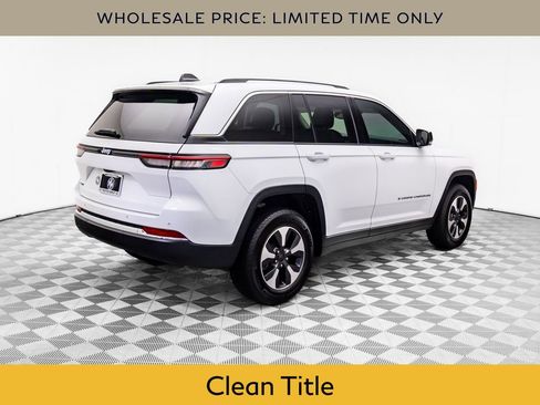 Used 2023 Jeep Grand Cherokee 4WD 4xe image 5