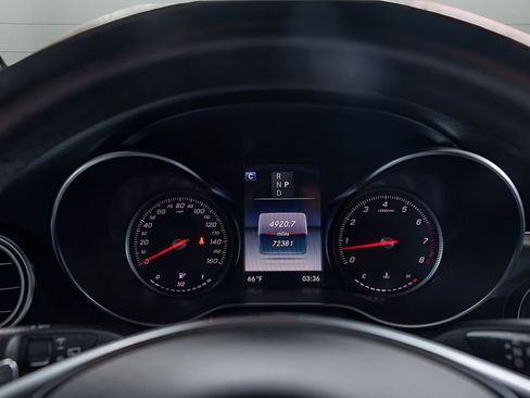 Used 2019 Mercedes-Benz GLC 300 image 17