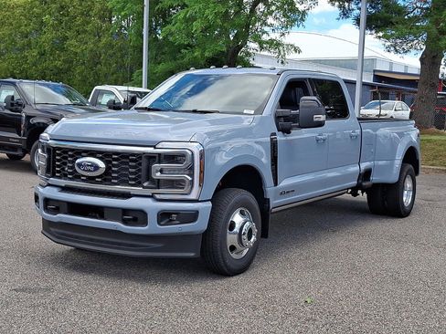 New 2026 Ford F350 Platinum AWD/4WD image 3