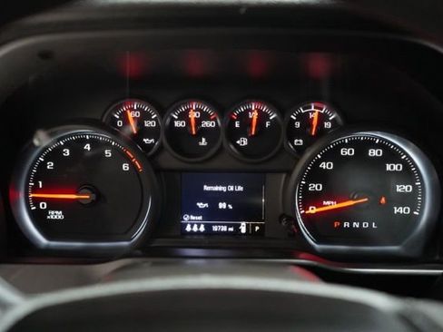 Used 2024 Chevrolet Silverado 2500 Custom w/ Custom Value Package image 20