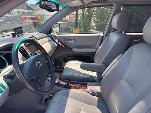 Used 2006 Toyota Highlander Limited AWD/4WD image 10