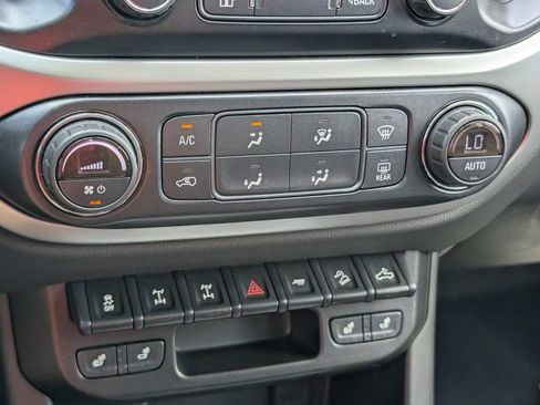 Used 2021 Chevrolet Colorado ZR2 AWD/4WD image 22