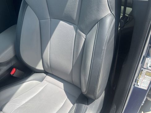 Used 2021 Subaru Outback Limited image 4