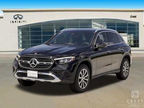 Used 2024 Mercedes-Benz GLC 300 4MATIC image 8