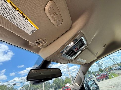 Used 2020 RAM 1500 Laramie AWD/4WD image 25