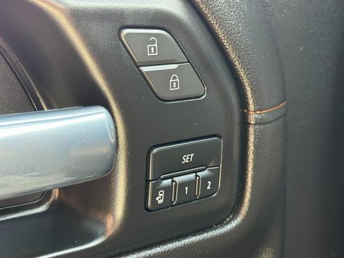 Used 2021 GMC Sierra 1500 AT4 w/ AT4 Premium Package AWD/4WD image 20
