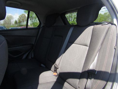 Used 2020 Chevrolet Trax LT FWD image 19