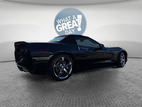 Used 2008 Chevrolet Corvette Base w/ Preferred Equipment Group image 3