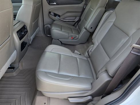 Used 2019 GMC Yukon SLT w/ Premium Edition image 15