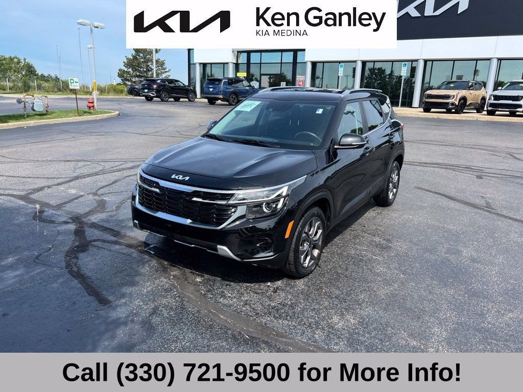 Certified 2024 Kia Seltos S AWD/4WD image 3