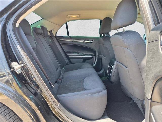 Used 2020 Chrysler 300 Touring w/ Sport Appearance Package RWD image 20
