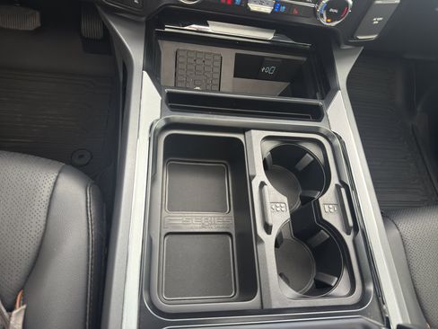 Used 2025 Ford F350 Lariat w/ Lariat Ultimate Package image 26