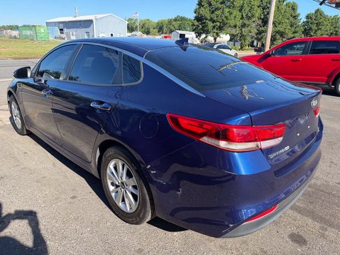 Used 2017 Kia Optima LX FWD image 5