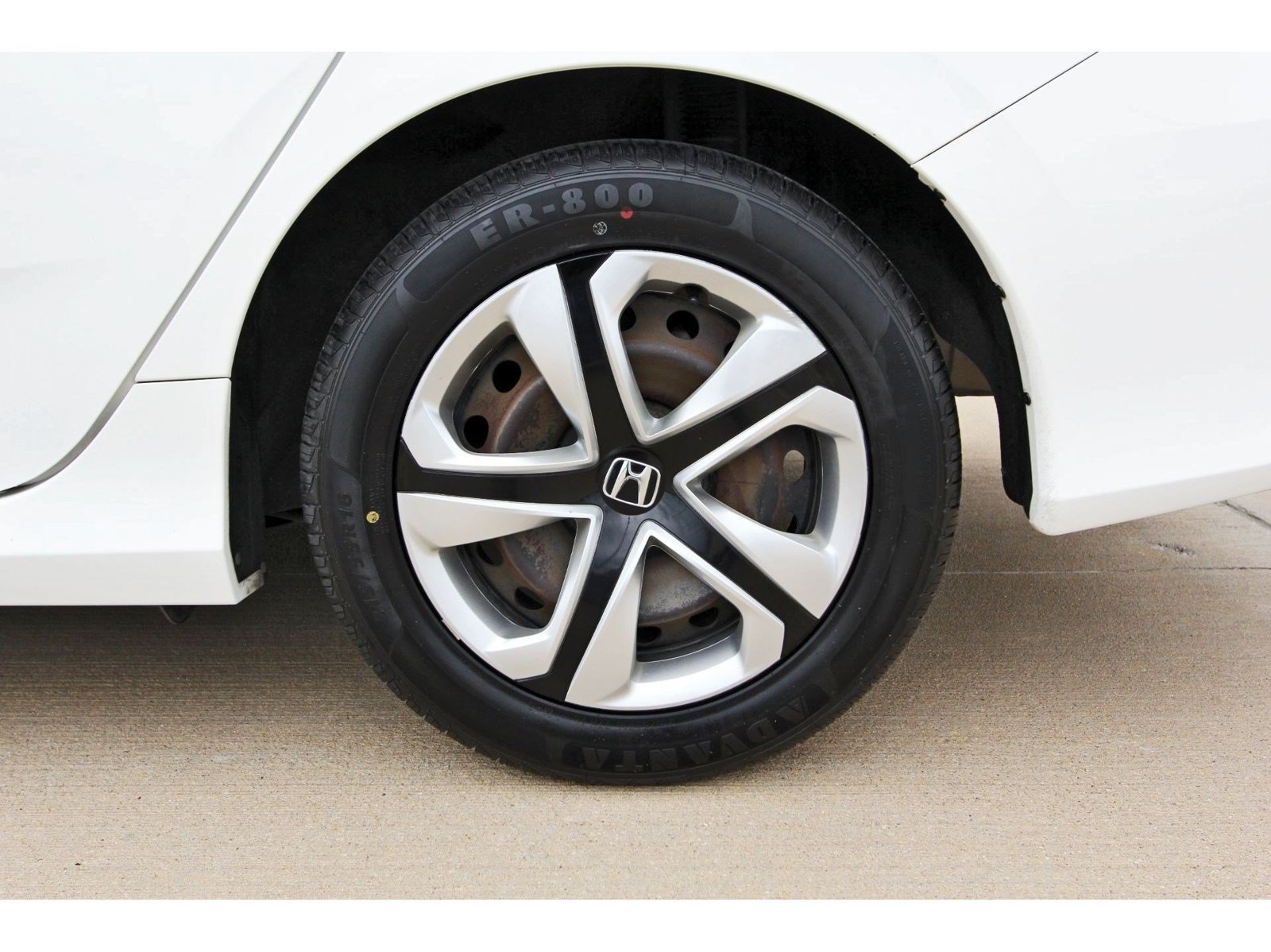 Used 2018 Honda Civic LX image 32