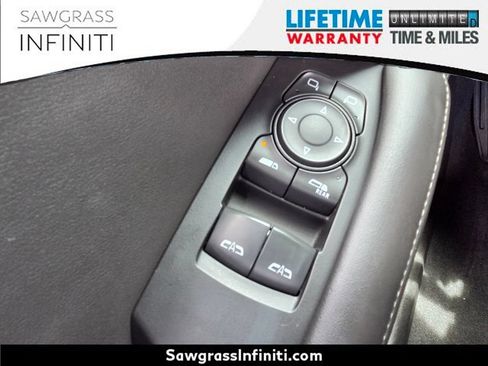 Used 2019 Chevrolet Camaro SS RWD image 38