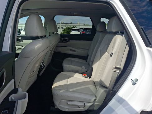 Used 2024 Kia Sorento X-Line EX AWD/4WD image 10
