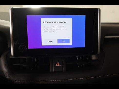 Used 2024 Toyota RAV4 XLE w/ Convenience Package image 25