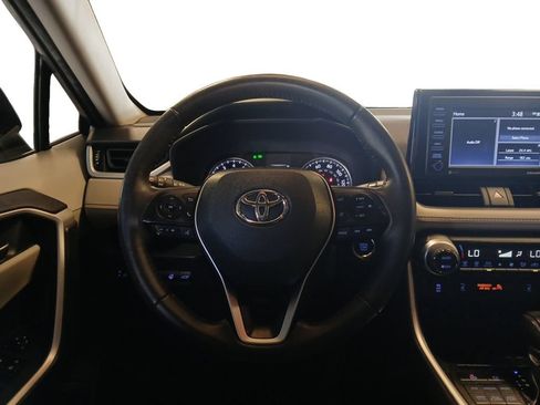 Used 2021 Toyota RAV4 XLE w/ Convenience Package AWD/4WD image 14