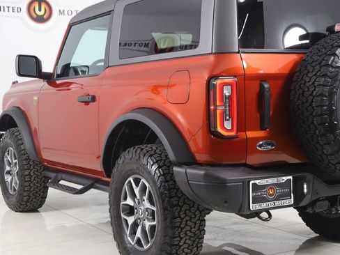 Used 2024 Ford Bronco Badlands image 25