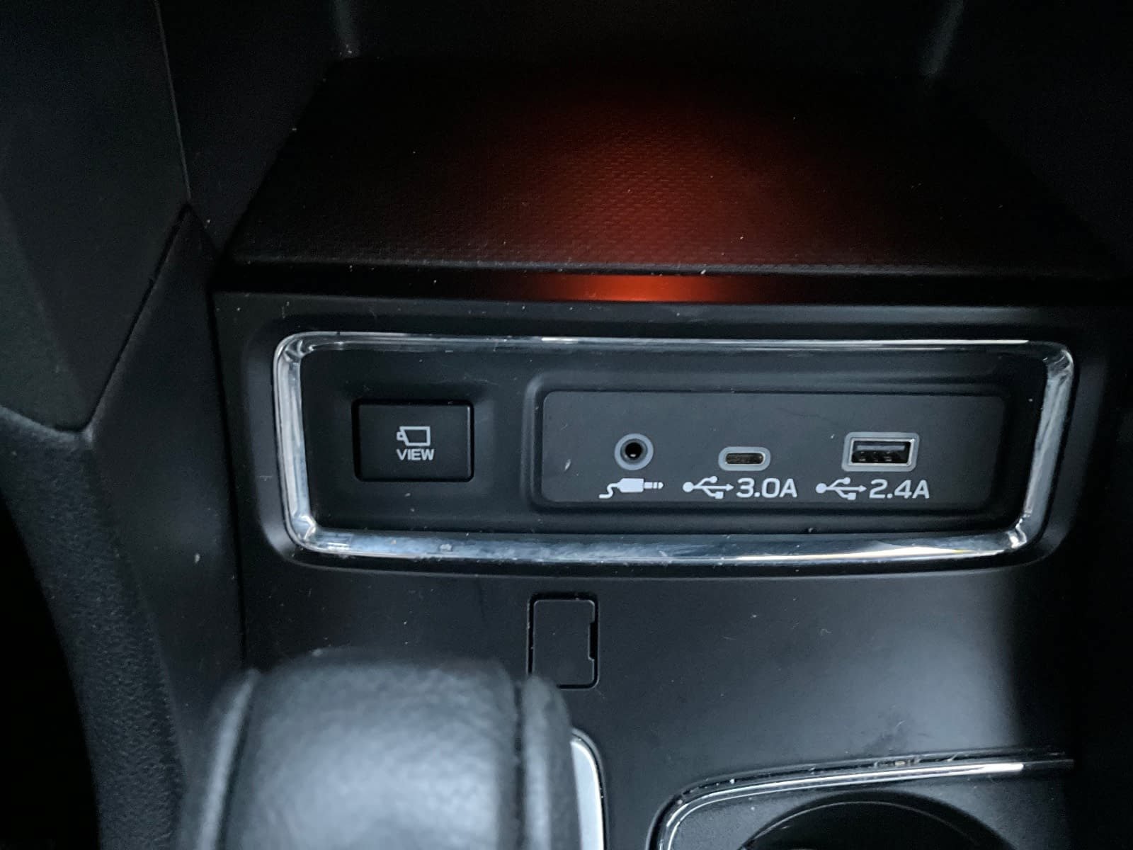 Used 2024 Subaru Ascent Limited w/ Technology Package AWD/4WD image 16