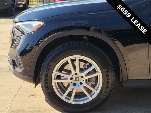 Certified 2025 Mercedes-Benz GLC 300 image 10