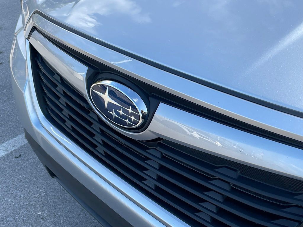 Used 2019 Subaru Forester Premium AWD/4WD image 4