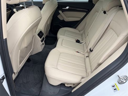 Used 2020 Audi Q5 Prestige w/ Prestige Package image 20
