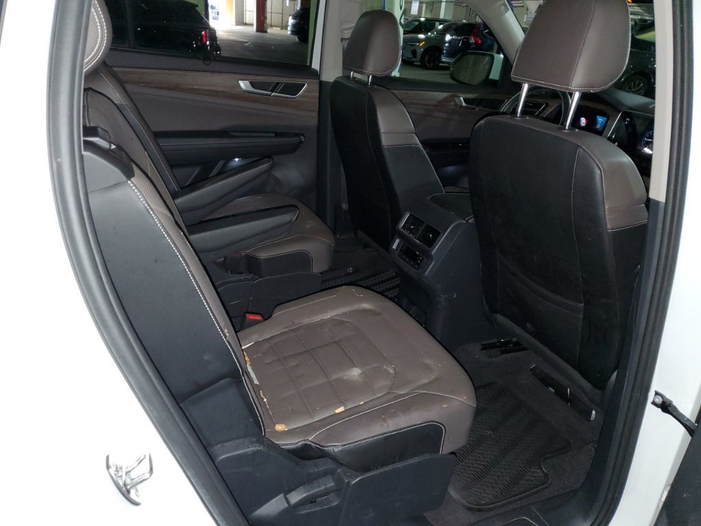 Used 2024 Volkswagen Atlas SEL AWD/4WD image 22
