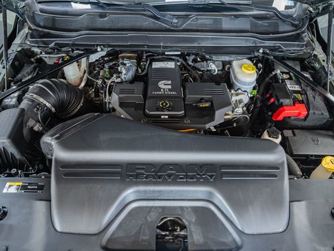 Used 2020 RAM 2500 Big Horn w/ Level 2 Equipment Group AWD/4WD image 29