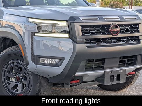 Used 2025 Nissan Frontier PRO-4X AWD/4WD image 10