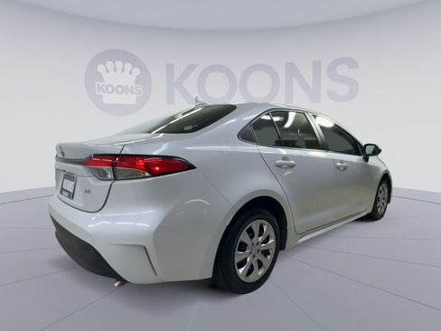 Used 2024 Toyota Corolla LE FWD image 11
