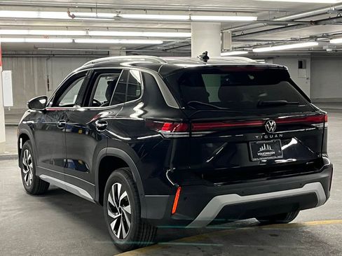 New 2026 Volkswagen Tiguan S FWD image 5