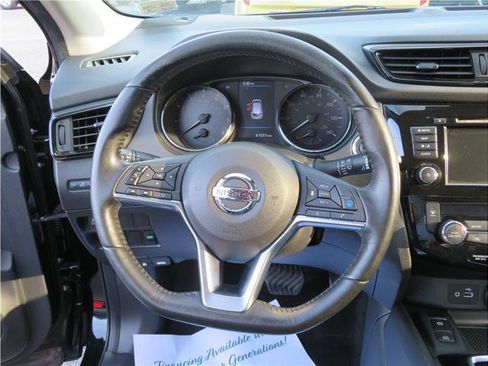 Used 2019 Nissan Rogue Sport SV w/ Technology Package image 10