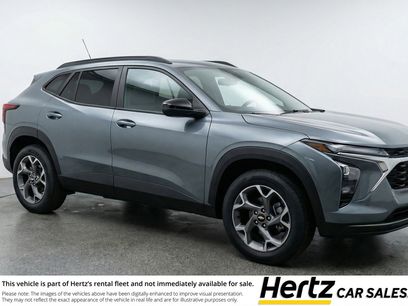 Used 2025 Chevrolet Trax LT w/ LT Convenience Package