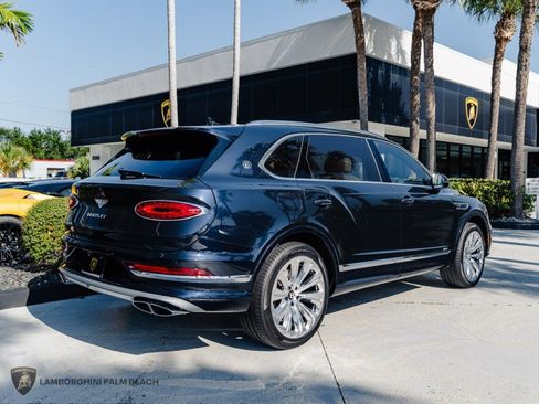 Used 2026 Bentley Bentayga Extended Wheelbase AWD/4WD image 6