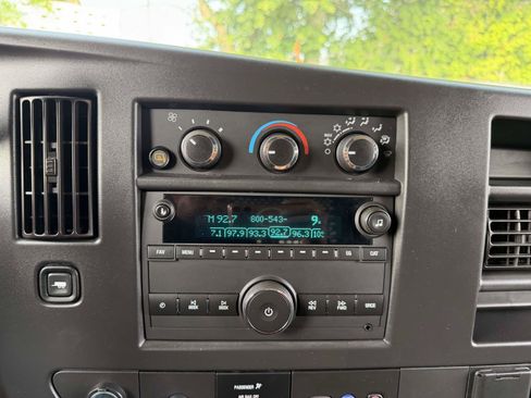 Used 2024 Chevrolet Express 2500 w/ Driver Convenience Package RWD image 23