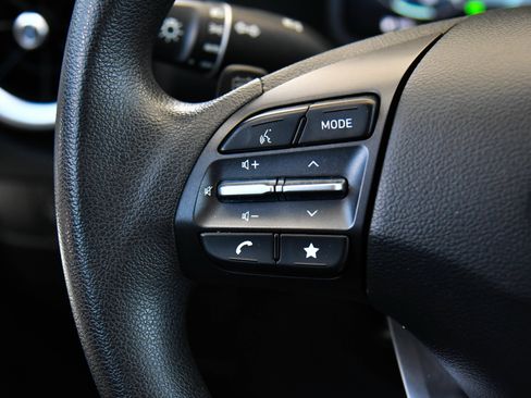 Used 2023 Hyundai Kona SE w/ Cargo Package FWD image 31