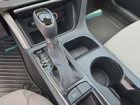 Used 2017 Hyundai Sonata SE FWD image 28