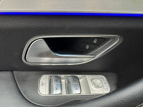 Used 2024 Mercedes-Benz GLE 450 4MATIC image 36