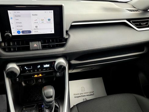 Certified 2025 Toyota RAV4 LE image 29