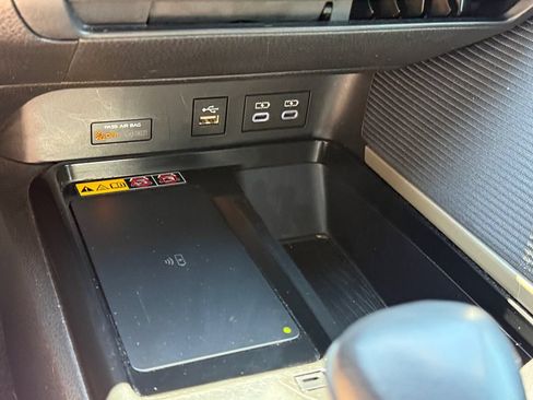Certified 2025 Toyota Camry SE FWD image 38