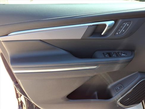 New 2026 Buick Enclave Sport Touring w/ Power Package image 14